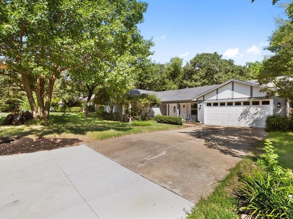6829  Shadydale Drive , North Richland Hills Texas 76182