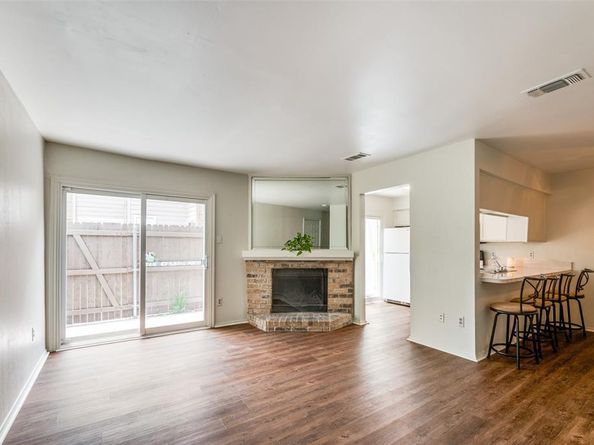 2323  Torrington Drive  C, Arlington Texas 76012