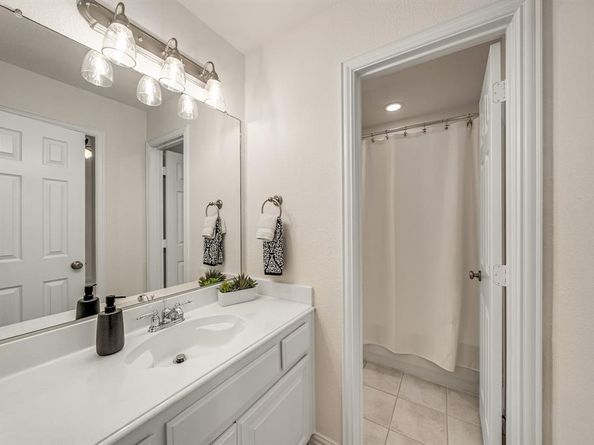 1418  Aubrey Lane , Frisco Texas 75033