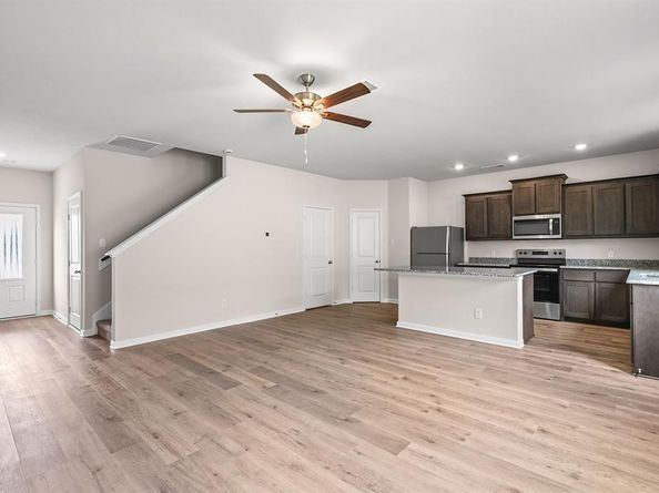 6307  Crosswood Lane , Dallas Texas 75241