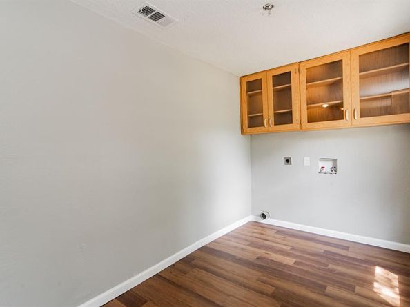 2622  Crystal Drive , Balch Springs Texas 75180
