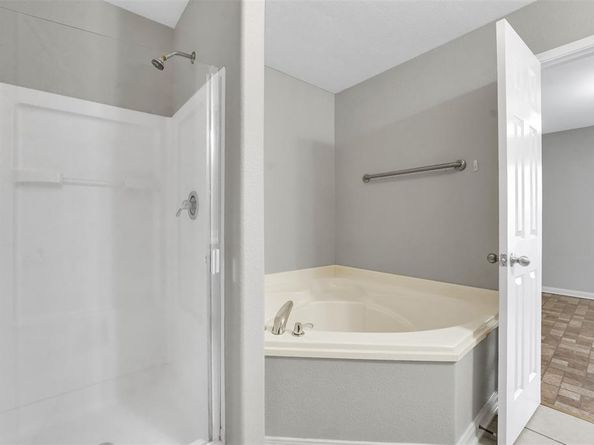 10009  Silent Hollow Drive , Fort Worth Texas 76140