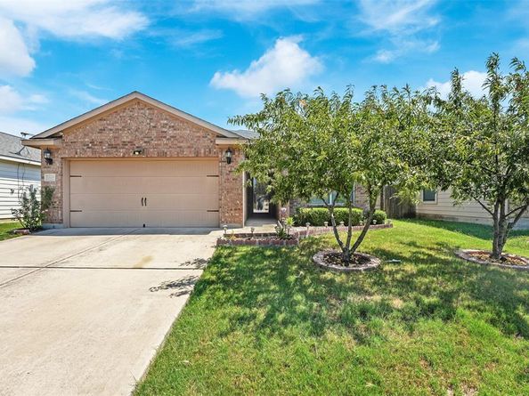 10009  Silent Hollow Drive , Fort Worth Texas 76140