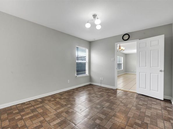 10009  Silent Hollow Drive , Fort Worth Texas 76140