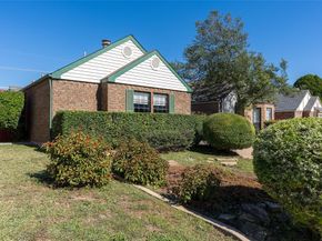 243  Teakwood Lane , Lewisville Texas 75067