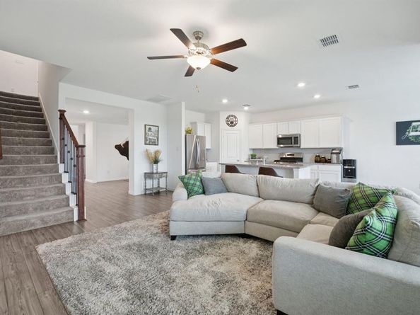 557  Pueblo Bonito Trail , Fort Worth Texas 76052