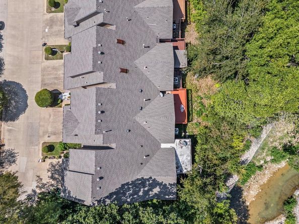 415  Oak Leaf Drive , Duncanville Texas 75137