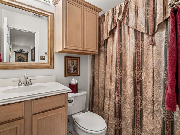 415  Oak Leaf Drive , Duncanville Texas 75137