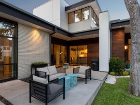 635  Kessler Reserve Court , Dallas Texas 75208