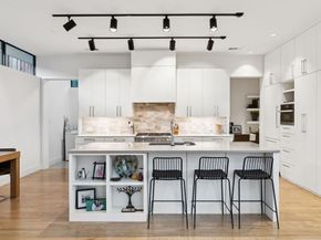 635  Kessler Reserve Court , Dallas Texas 75208