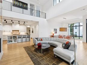 635  Kessler Reserve Court , Dallas Texas 75208