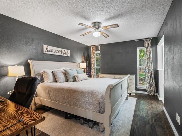744  Aspen Court , Hurst Texas 76054