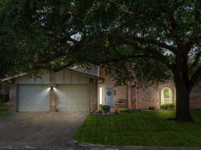 744  Aspen Court , Hurst Texas 76054