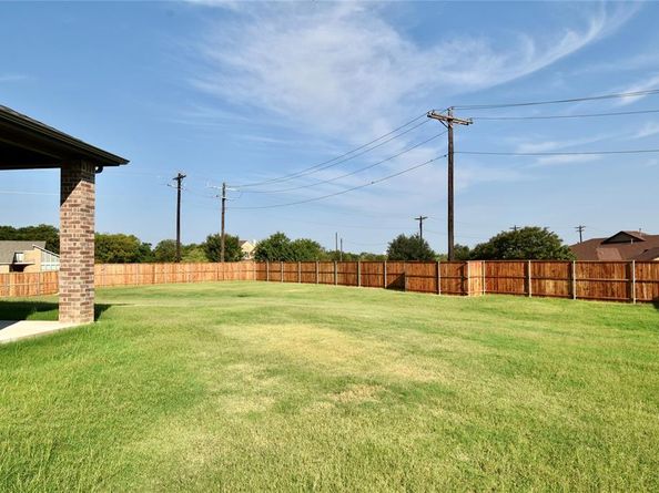 2416  Skara Brae Drive , Denton Texas 76205