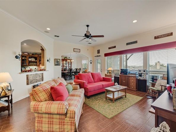 11016  Castle Oak Lane W, Fort Worth Texas 76108