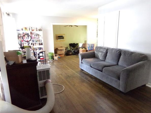 3107  Dahlia Drive , Dallas Texas 75216