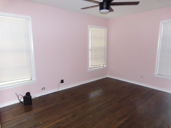 3107  Dahlia Drive , Dallas Texas 75216