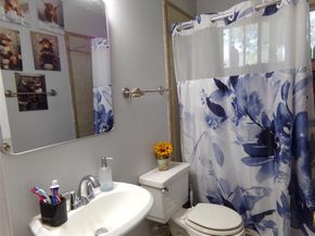 3107  Dahlia Drive , Dallas Texas 75216