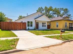 1124 E Annie Street , Fort Worth Texas 76104