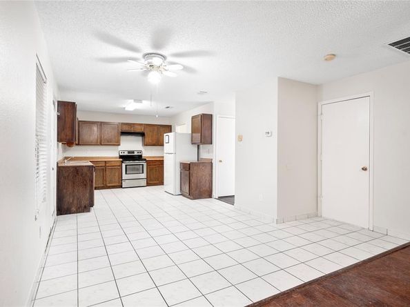 1426  Danbury Drive , Garland Texas 75040