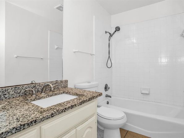 1317  Carver Lane , Irving Texas 75061
