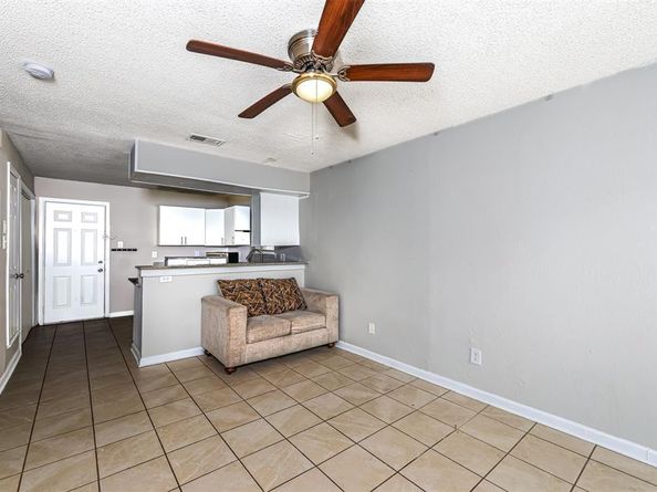4917  Miller Avenue , Fort Worth Texas 76119