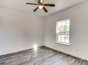 1639  Adelaide Drive , Dallas Texas 75216