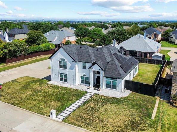 2814  Saint Maria Drive , Mansfield Texas 76063