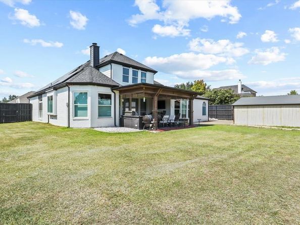 2814  Saint Maria Drive , Mansfield Texas 76063