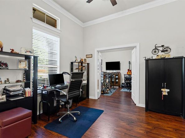 8406  Pecan Creek Drive , Arlington Texas 76001