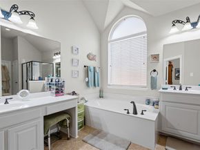 8406  Pecan Creek Drive , Arlington Texas 76001