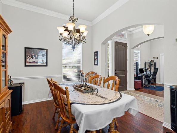 8406  Pecan Creek Drive , Arlington Texas 76001