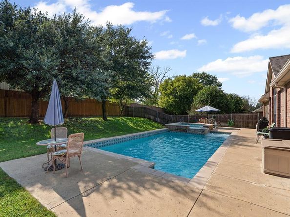 8406  Pecan Creek Drive , Arlington Texas 76001