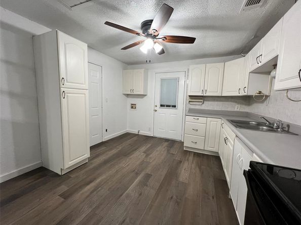 304  Lockwood Street , White Settlement Texas 76108