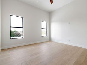5525  Charlestown Drive , Dallas Texas 75230