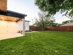 5525  Charlestown Drive , Dallas Texas 75230