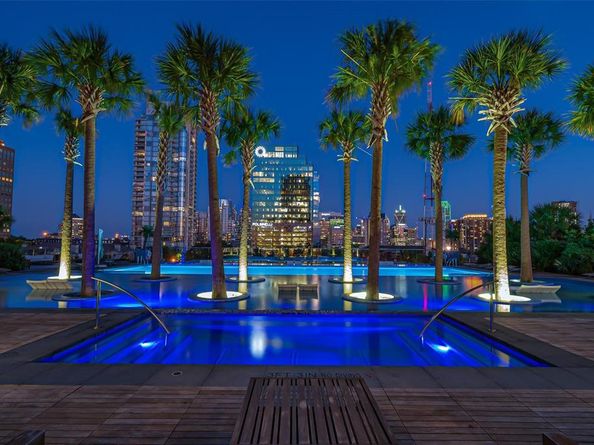 3130 N Harwood Street  1605, Dallas Texas 75201