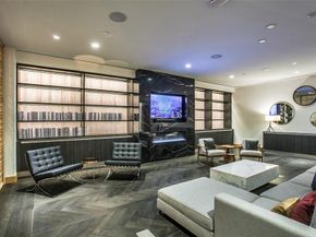 3130 N Harwood Street  1605, Dallas Texas 75201