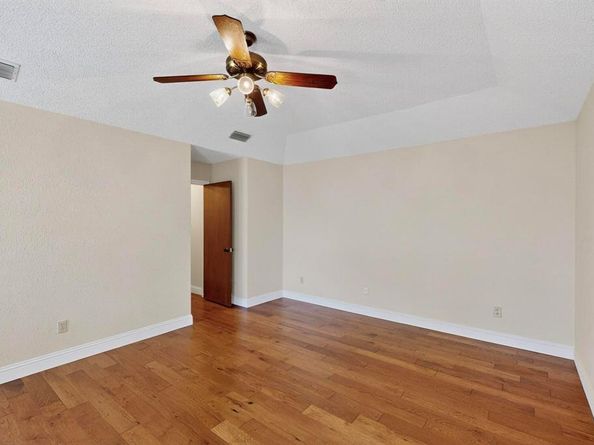 10168  Stoneleigh Drive , Benbrook Texas 76126