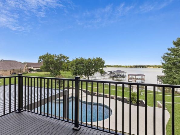 6124  Lake Shore Drive , Fort Worth Texas 76179