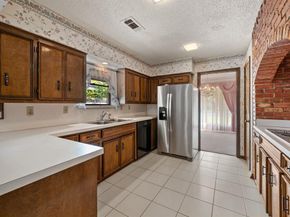 1401  Limetree Lane , Irving Texas 75061