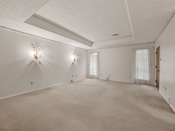 1401  Limetree Lane , Irving Texas 75061
