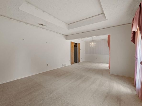 1401  Limetree Lane , Irving Texas 75061