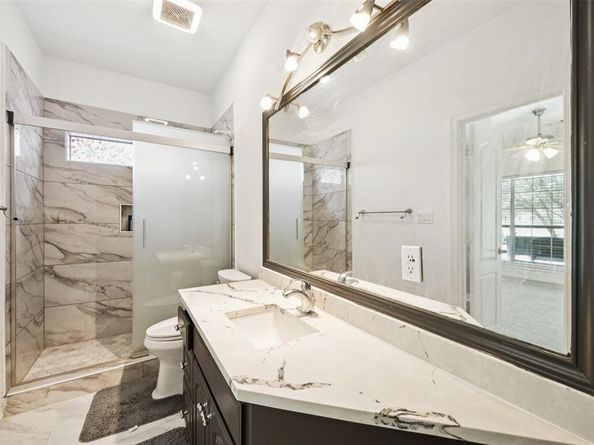 1085  Leisure Lane , Irving Texas 75063