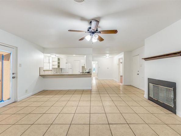 545  Hillvale Drive , Dallas Texas 75241