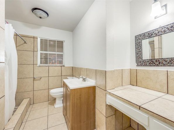 545  Hillvale Drive , Dallas Texas 75241