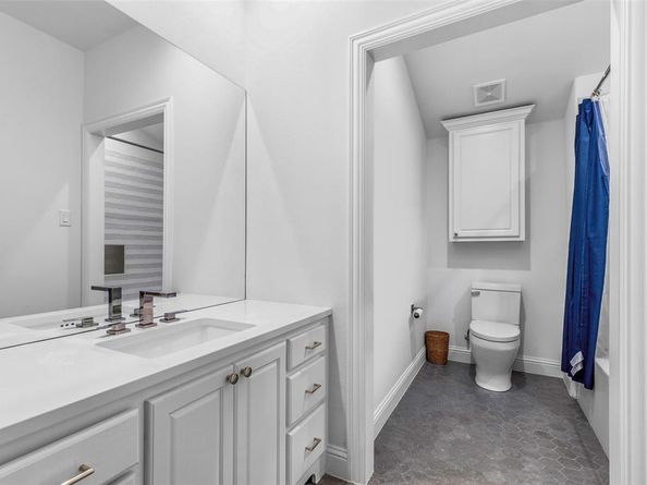 6428  Tulip Lane , Dallas Texas 75230