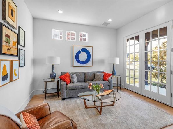 6428  Tulip Lane , Dallas Texas 75230