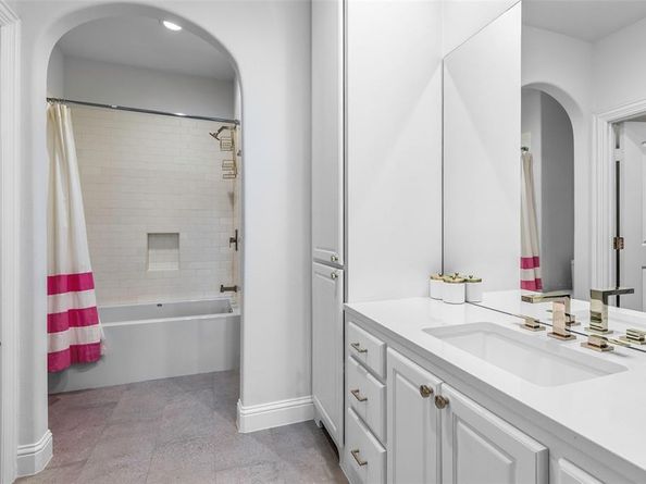 6428  Tulip Lane , Dallas Texas 75230