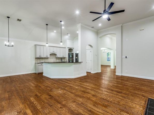2328  Creek Ridge Drive , McKinney Texas 75072